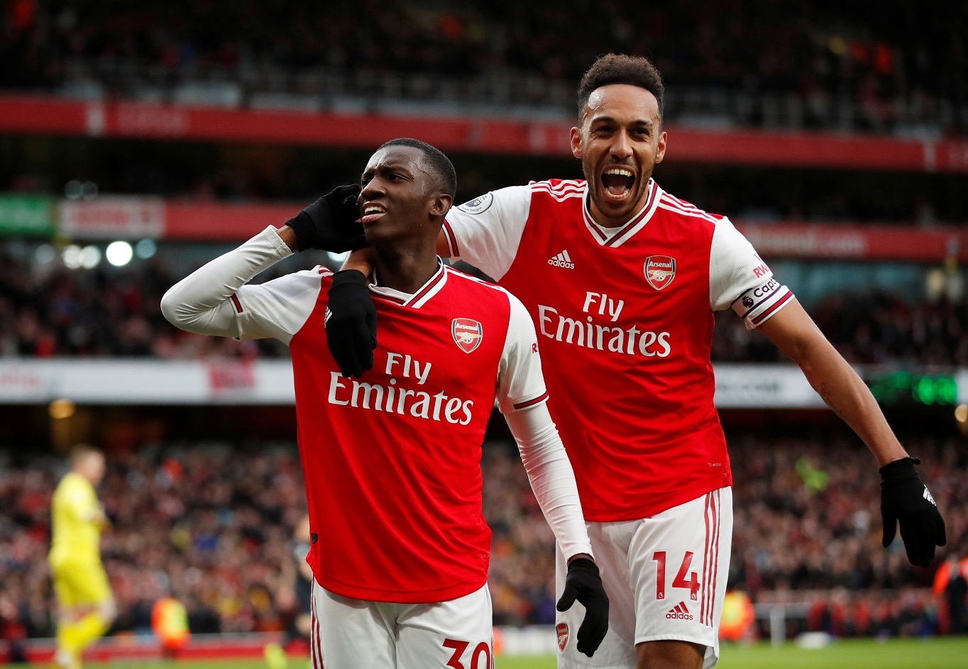 Arsenal 3-2 Everton: Ruot duoi ty so hap dan hinh anh
