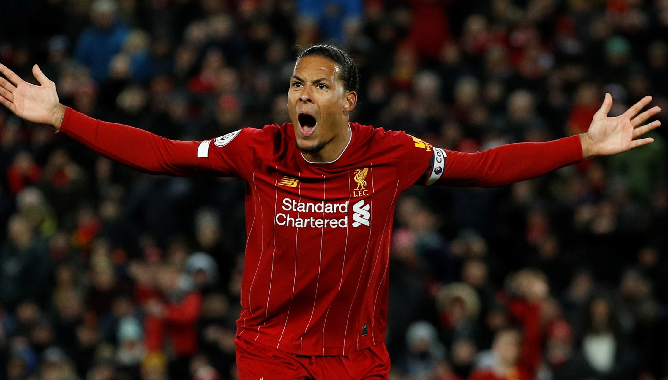 Liverpool lap ky luc 21 tran thang lien tiep tren san nha hinh anh