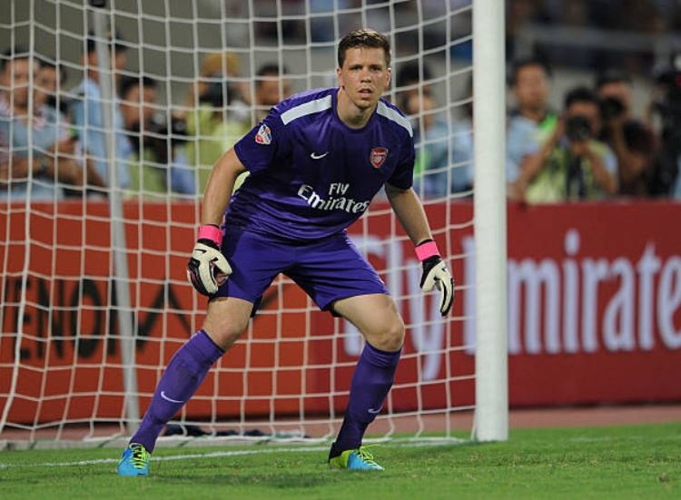 sao Arsenal ghe tham Viet Nam anh 1