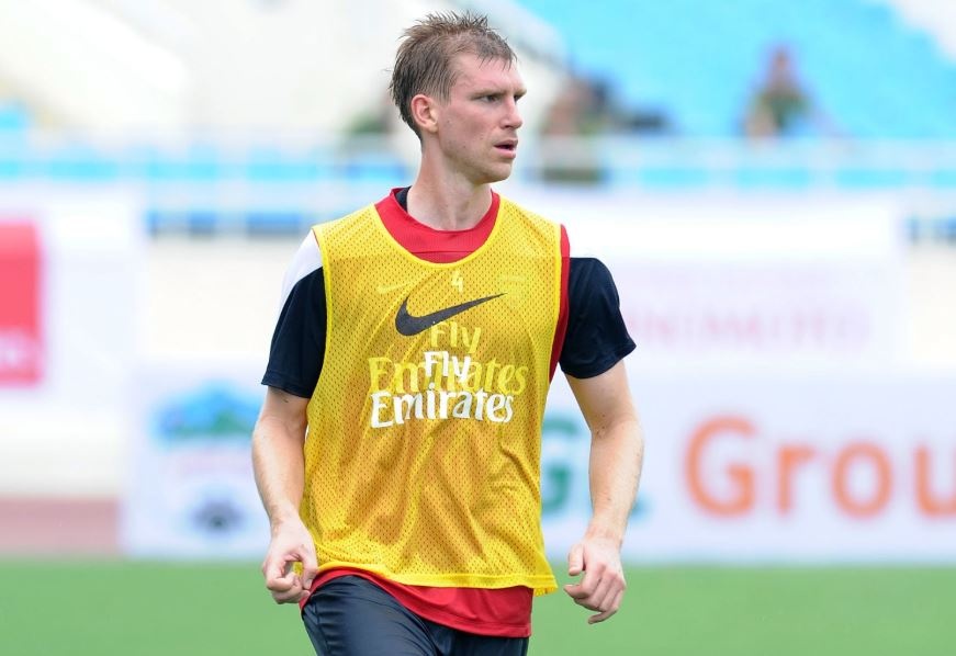 sao Arsenal ghe tham Viet Nam anh 2