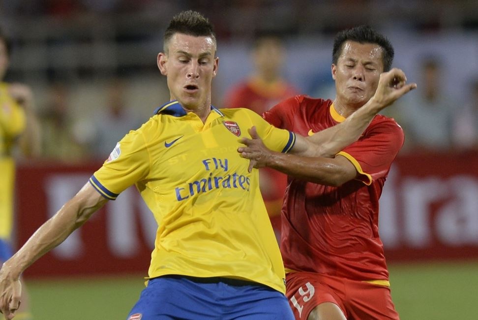 sao Arsenal ghe tham Viet Nam anh 3