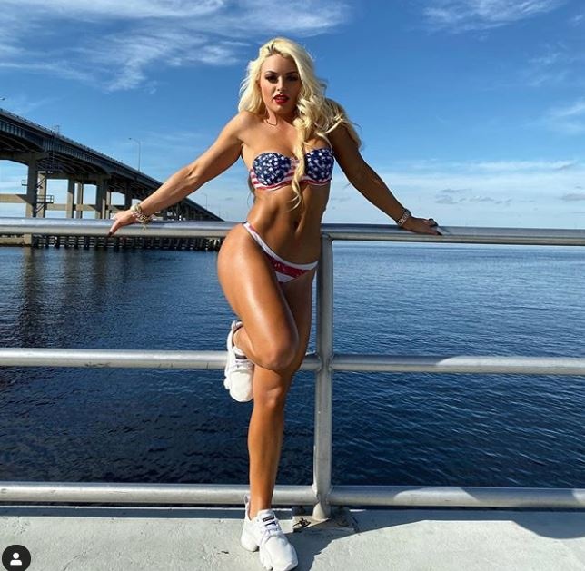 nu do vat goi cam WWE anh 4