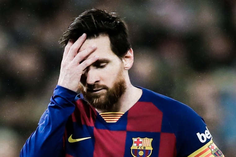 Cham diem Real 2-0 Barca: Messi lu mo truoc sao tre hinh anh