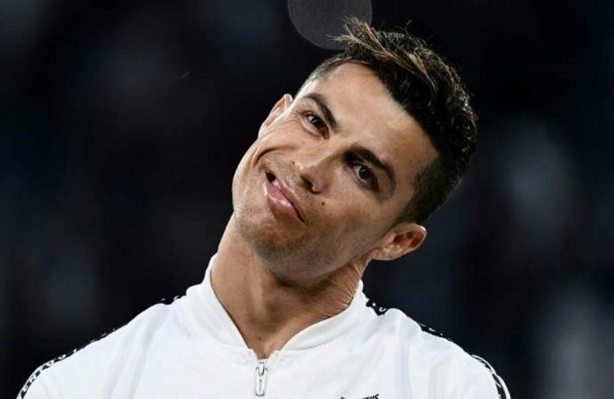 Ronaldo noi gian vi bi dinh gia chuyen nhuong thap hinh anh