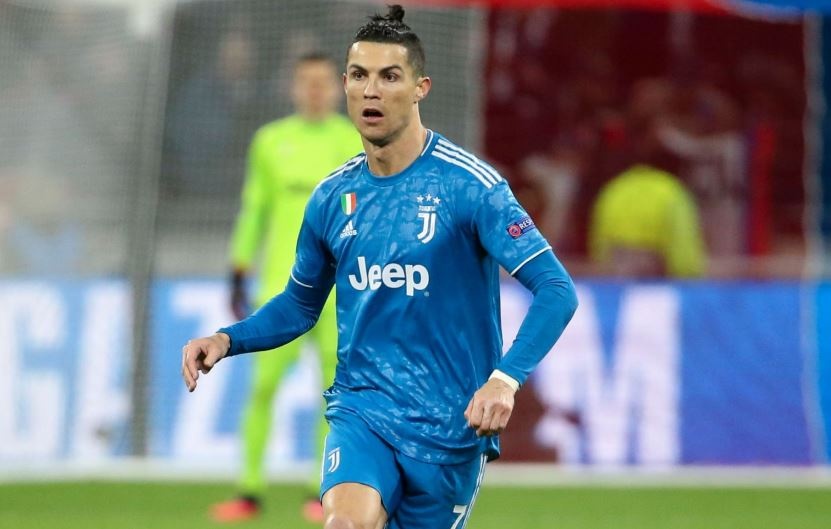 Ronaldo nhan tin du tu chinh phu anh 1