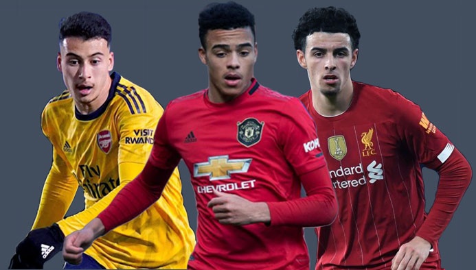 6 cau thu sinh nam 2001 khuay dao san co nuoc Anh mua nay hinh anh