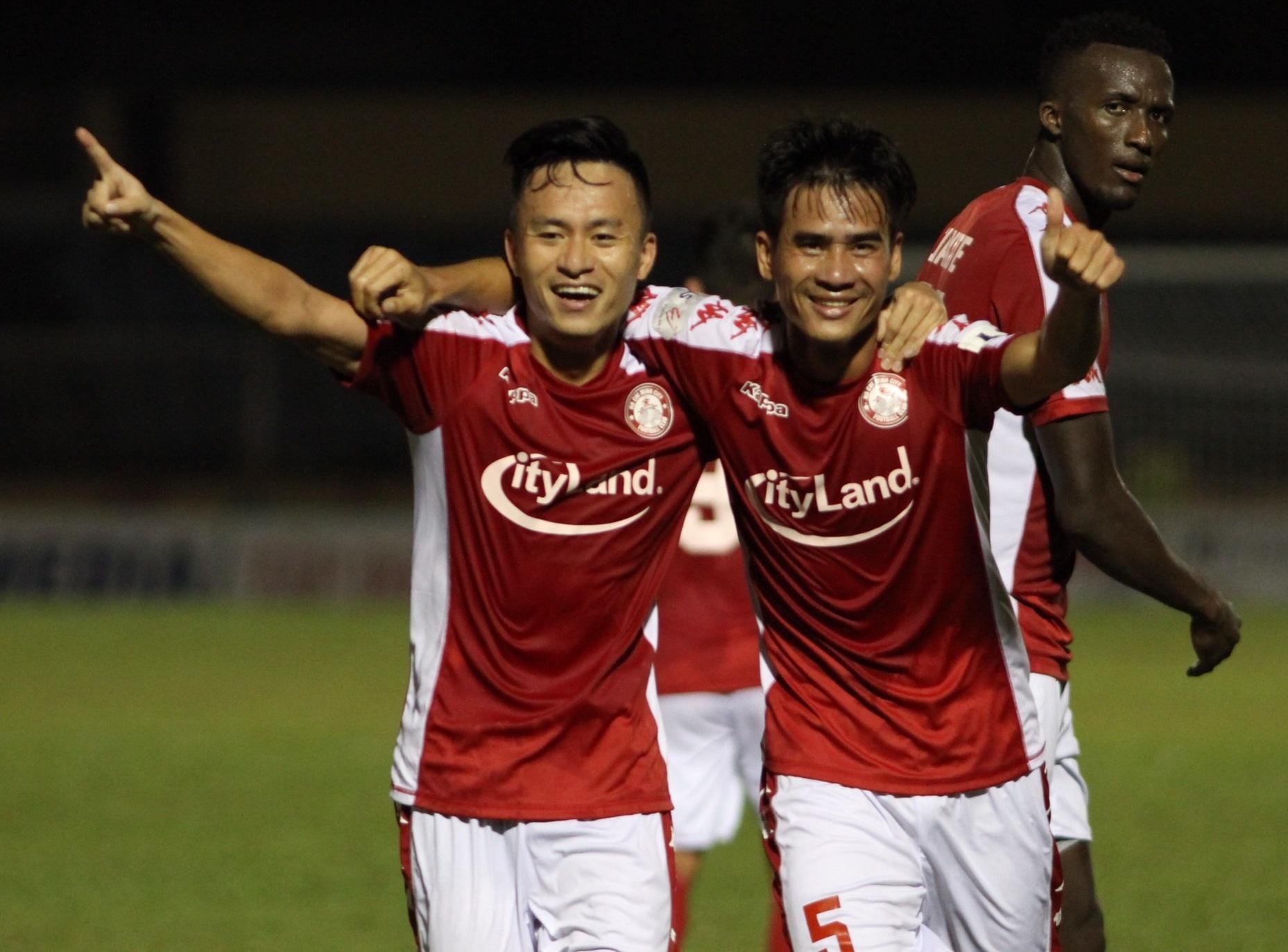 Truc tiep V.League Cong Phuong anh 2