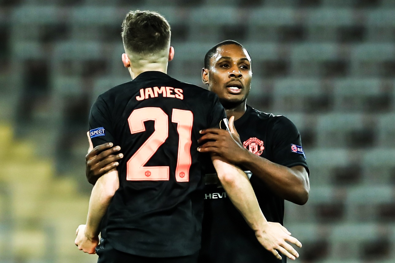 Cham diem LASK 0-5 MU: Ighalo gay an tuong hinh anh