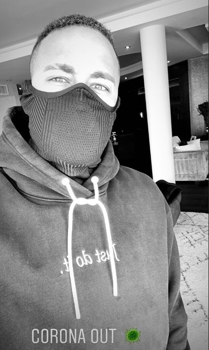 Neymar,  Mbappe thay doi thoi quen vi dich Covid-19 anh 1