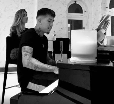 Neymar,  Mbappe thay doi thoi quen vi dich Covid-19 anh 8