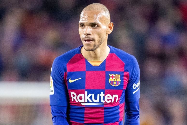 Tan binh bat dac di cua Barca vo mong sau 1 lan da chinh hinh anh