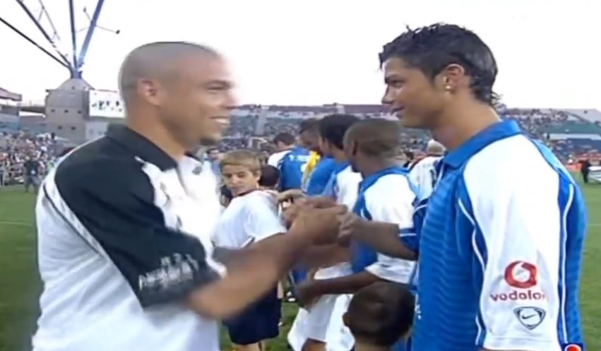 Cristiano Ronaldo that bai trong lan duy nhat doi dau Ronaldo 'beo' hinh anh