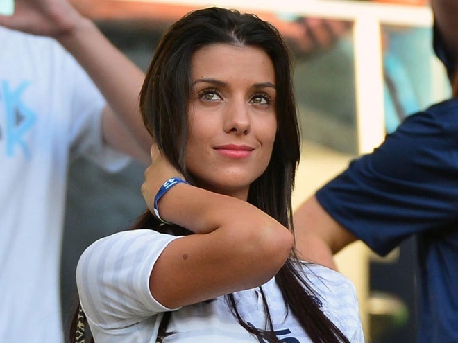 Bacary Sagna va chuyen tinh voi Ludivine anh 2