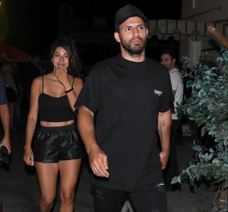 Aguero tay choi khet tieng anh 7