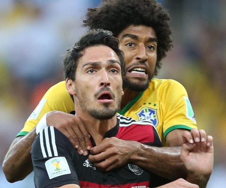 Doi hinh Brazil thua Duc 1-7 dang o dau? anh 3