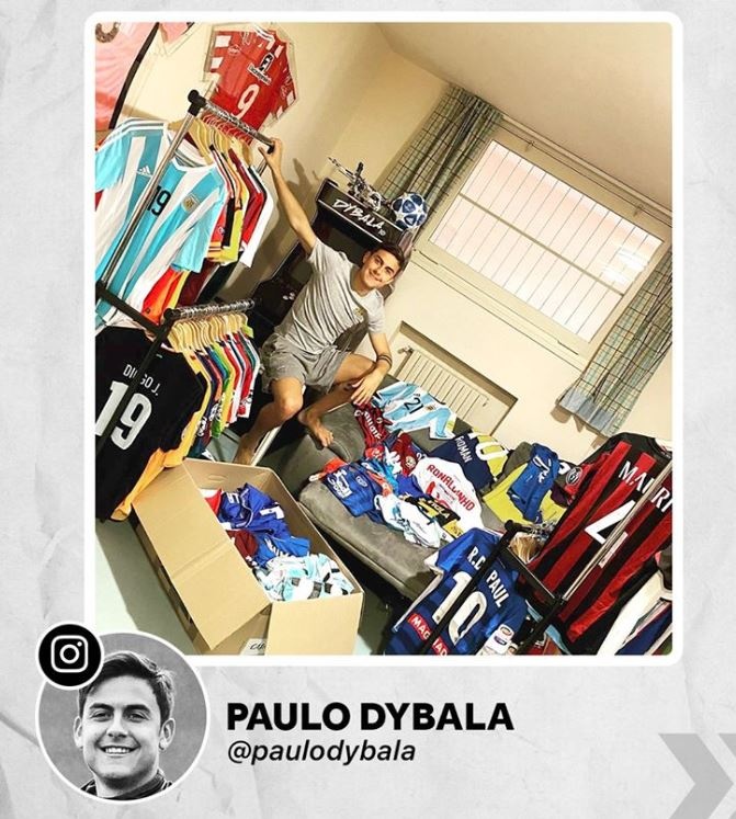 ao dau cua Ronaldo khong co trong bo suu tap cua Messi anh 9