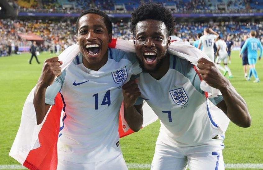 Bi kich cua dan sao tre Anh len dinh the gioi nam 2017 anh 7