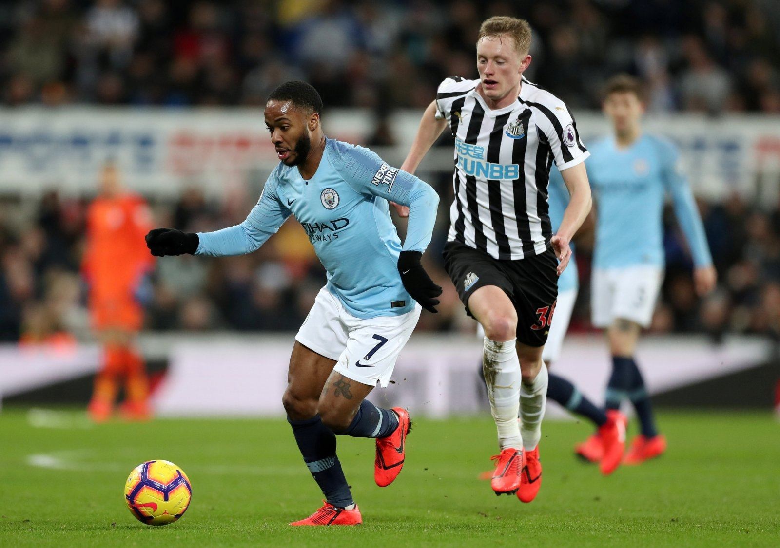 Doi hinh trong mo cua Newcastle anh 8