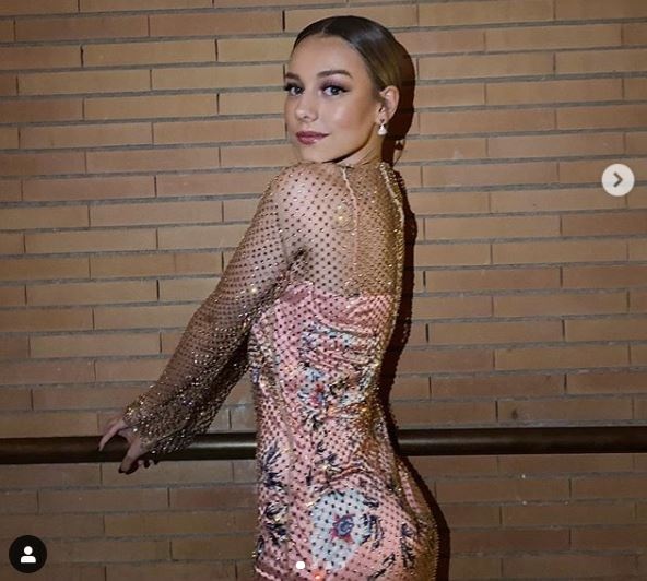 Ban gai Ronaldo bi soan ngoi 'nu hoang' mang xa hoi anh 3