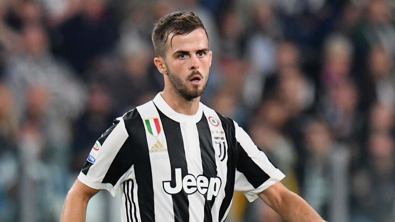 Barca doi Pjanic anh 1
