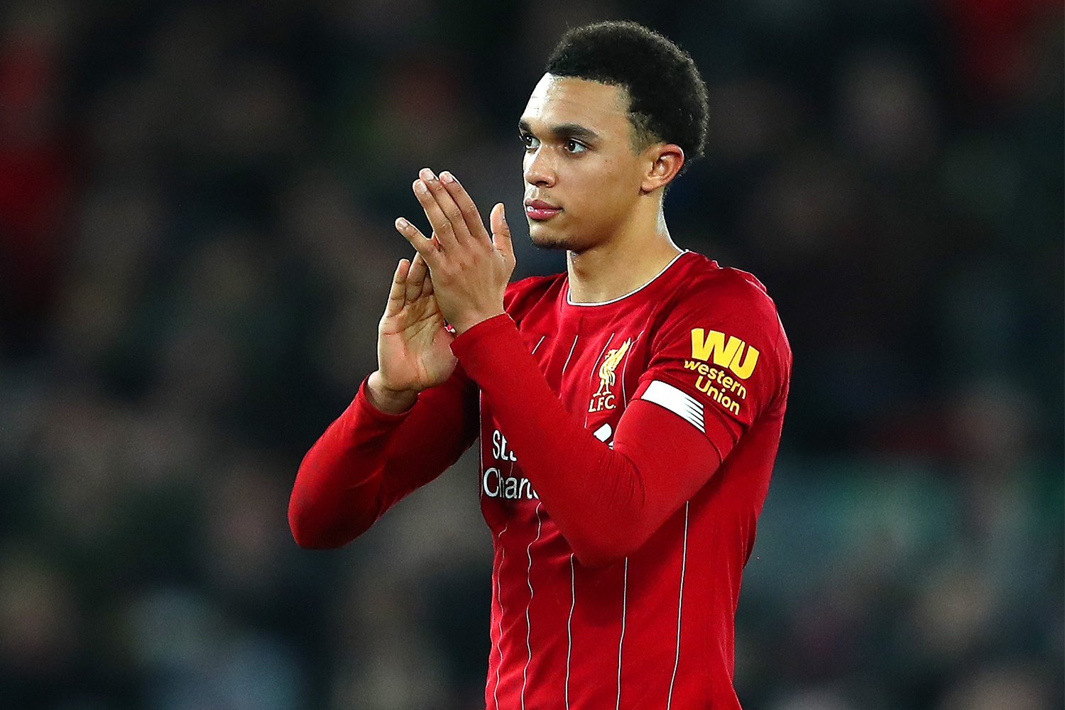 Doi hinh hay nhat Premier League mua nay gay tranh cai anh 4