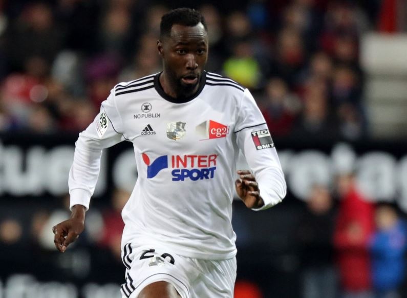 Doi hinh chieu cao trung binh 2, 01 m anh 12