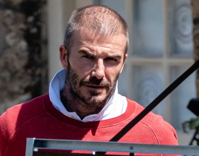David Beckham lo ve ngoai gia nua anh 1