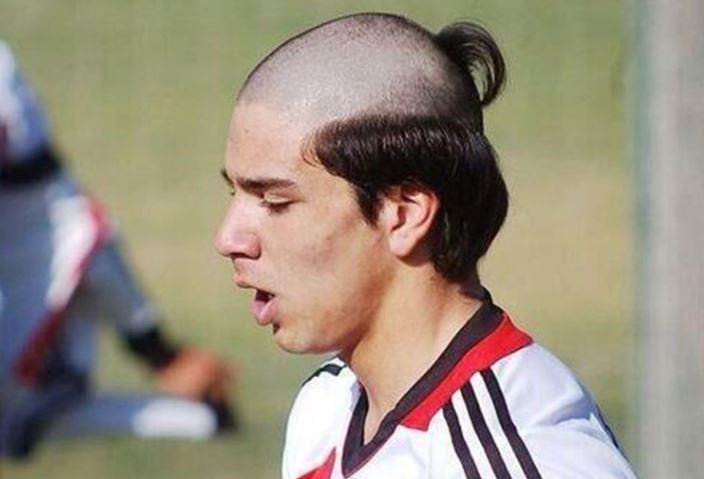 10 kieu toc tham hoa cua sao bong da hinh anh