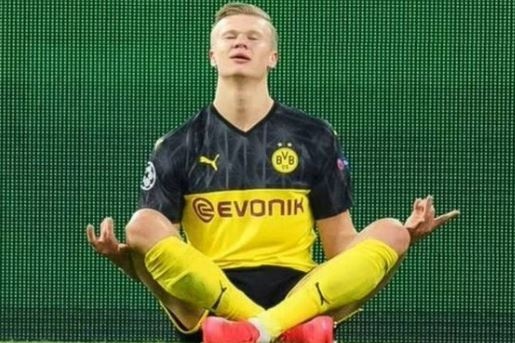 Haaland sang tao kieu an mung 'gian cach xa hoi' hinh anh