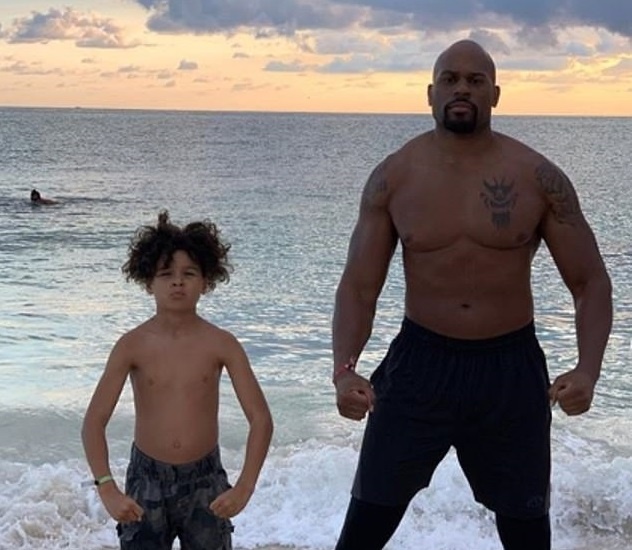 Do vat WWE mat tich anh 1