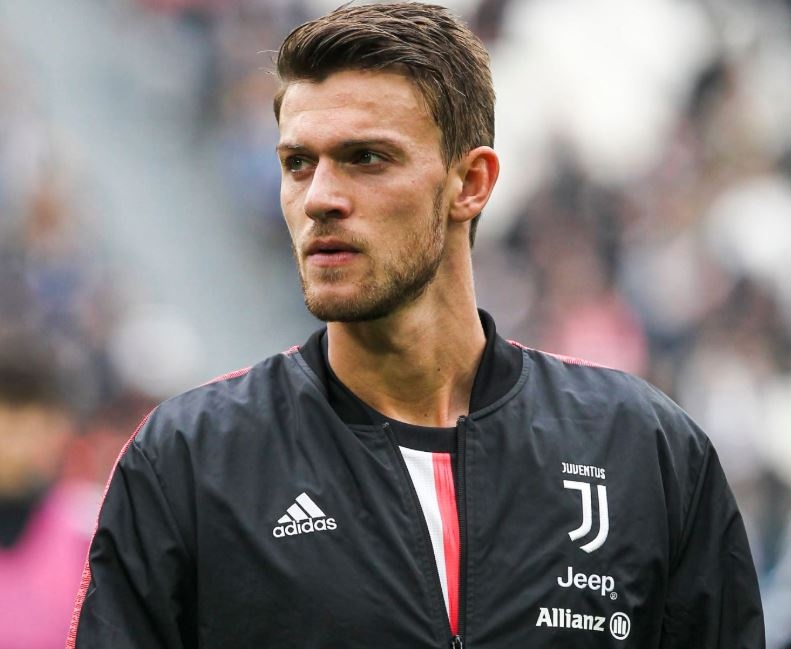 Juventus ban 7 cau thu anh 8