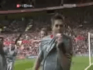 Messi, Gerrard can them danh hieu gi de sanh vai cac huyen thoai? hinh anh