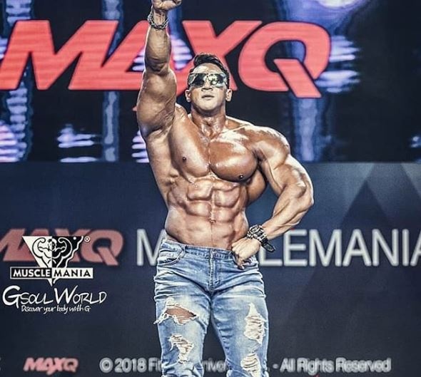 chang trai gay go lot xac thanh vua the hinh anh 4