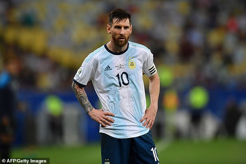 Messi that vong vi Copa America bi hoan anh 1