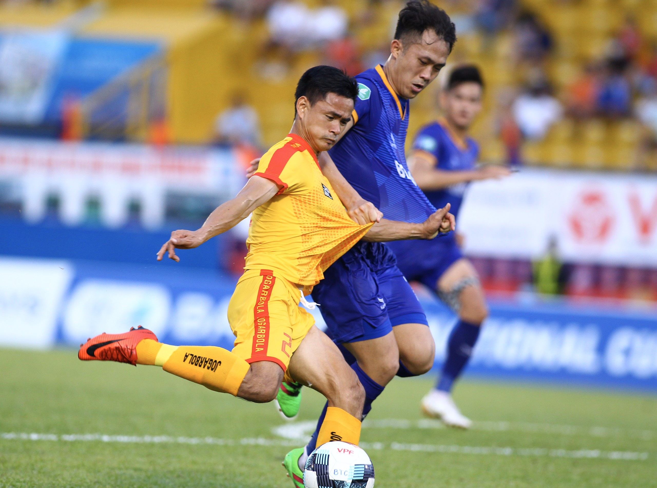 CLB Binh Duong vs Thanh Hoa anh 1