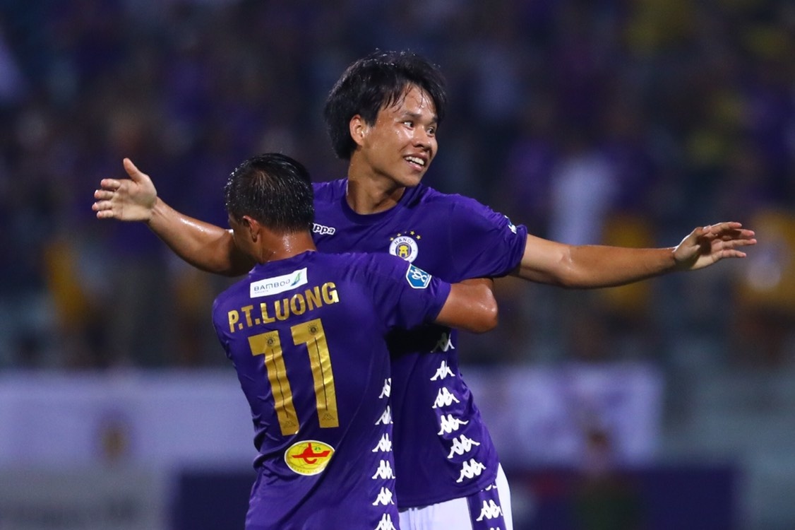 CLB Ha Noi gap Dong Thap anh 1