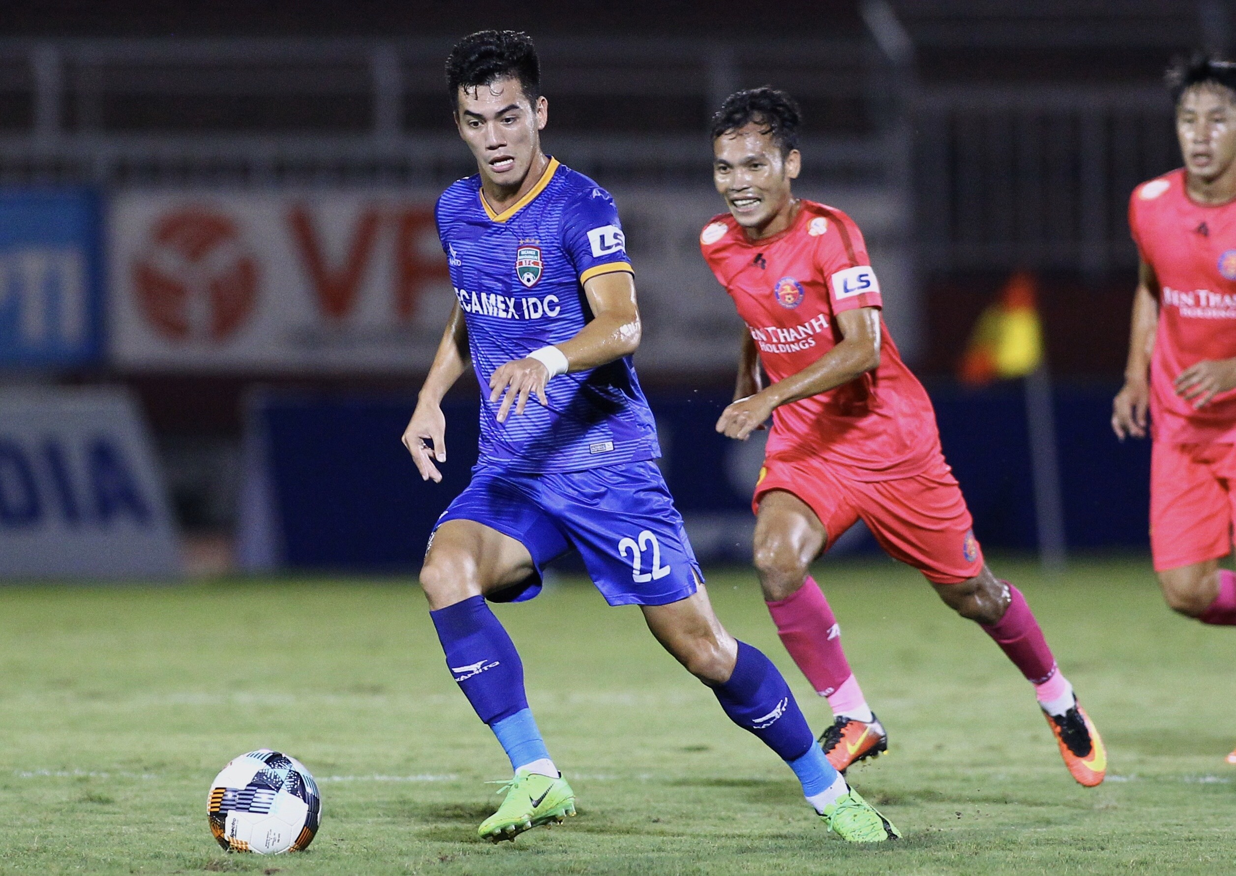 CLB Sai Gon vs Binh Duong anh 1