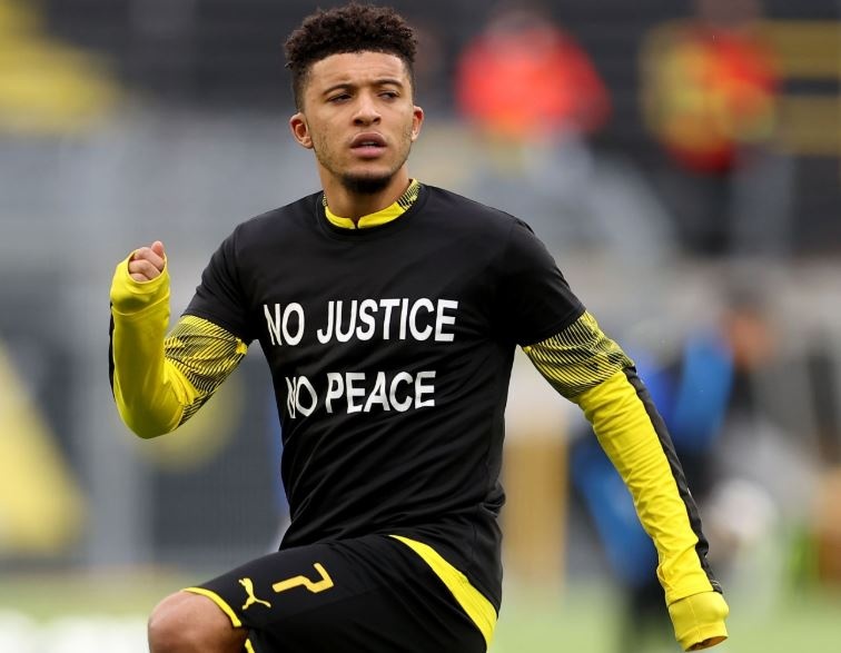 Doi hinh trong mo cua MU anh 13