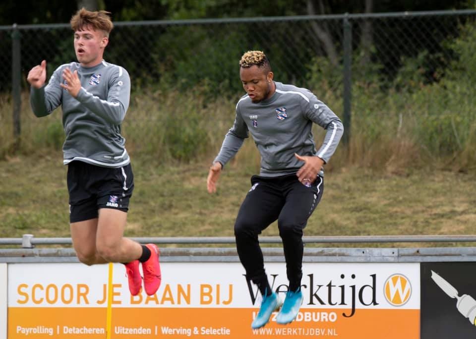 Van Hau lo bap chan an tuong anh 4