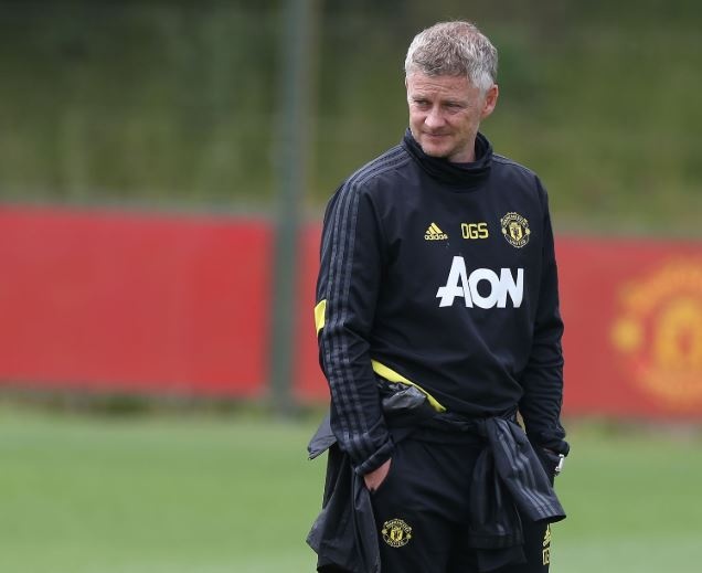 Luke Shaw lap cu dup anh 8