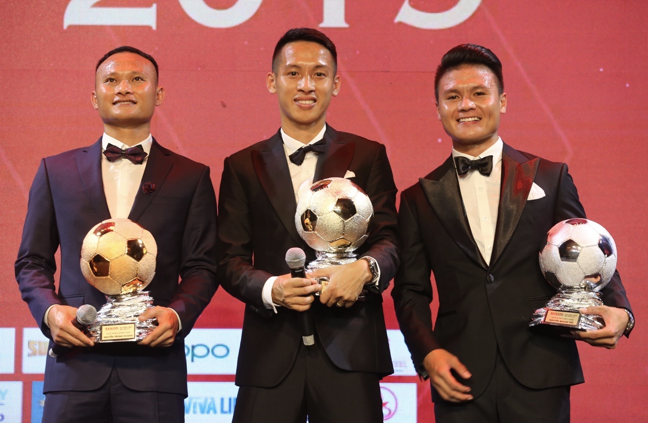 Giam doc J.League chi ra 2 tuyen thu Viet Nam du suc toa sang o Nhat hinh anh