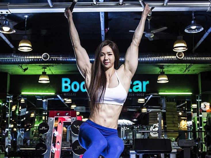 Co gai Han Quoc manh mai doi doi anh 1