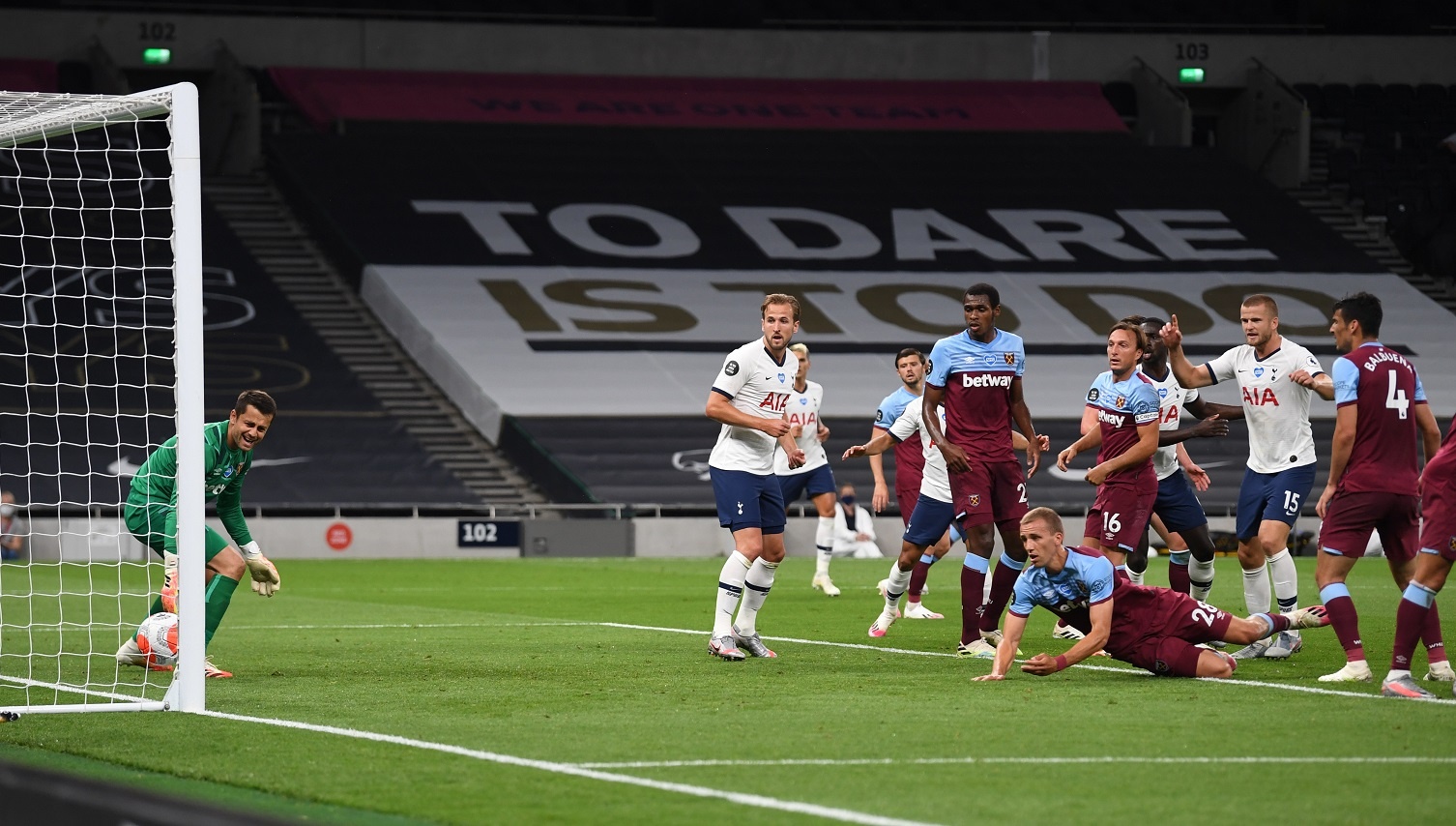 Son Heung-min an mung hut anh 8