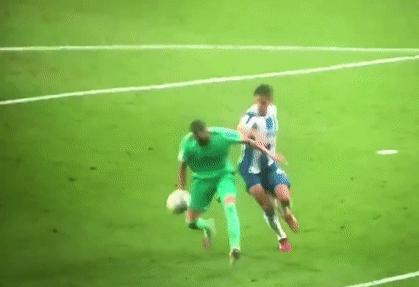 Benzema giat got 'xau kim' hau ve cho Casemiro ghi ban hinh anh