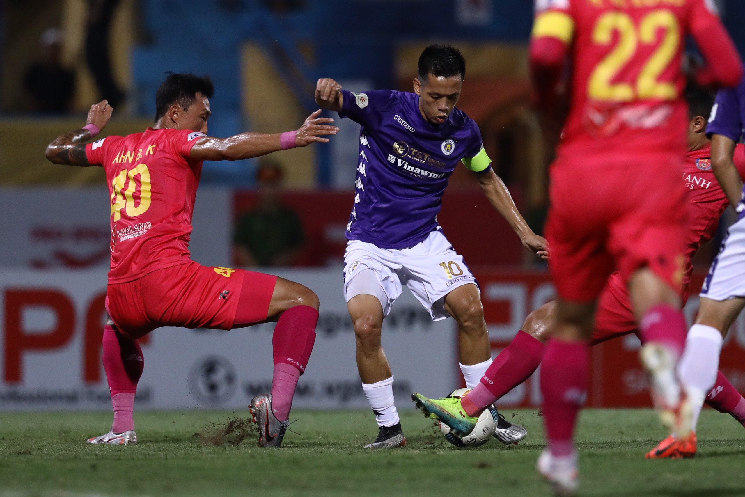 Quang Hai,  Huynh Anh co vu CLB Ha Noi anh 7