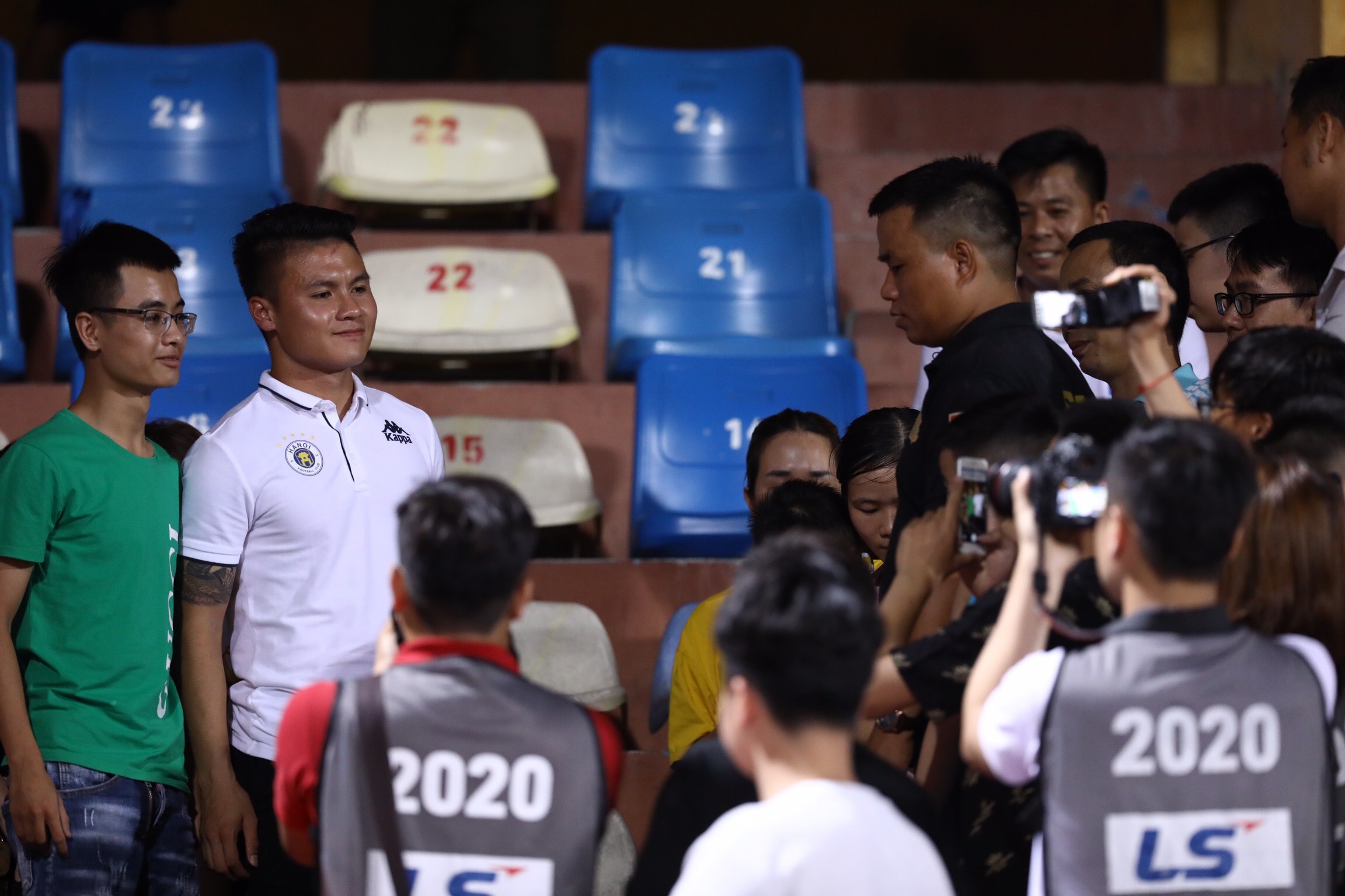 Quang Hai,  Huynh Anh co vu CLB Ha Noi anh 2