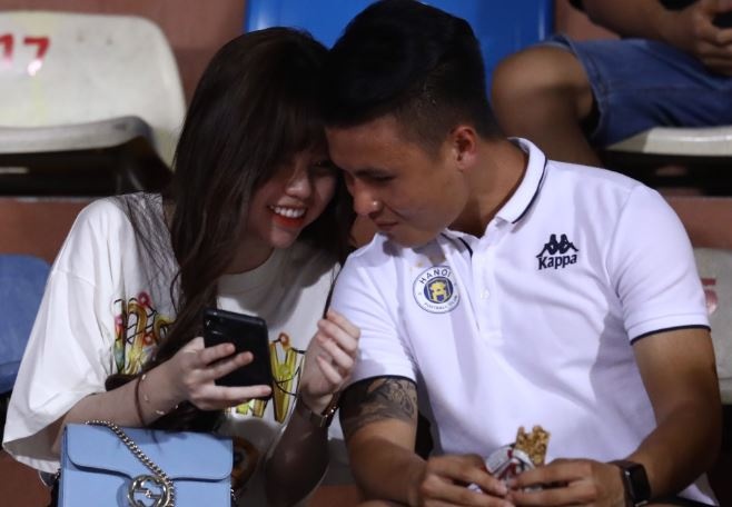 Huynh Anh, Quang Hai den san co vu CLB Ha Noi hinh anh