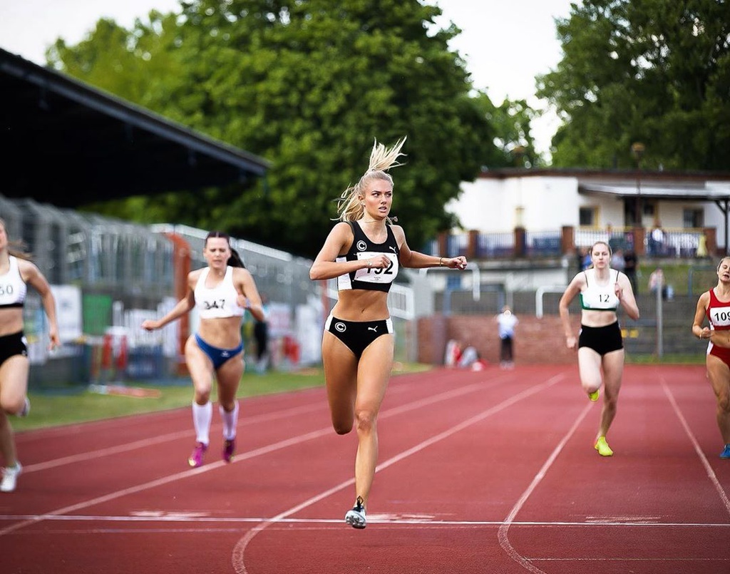 VDV quyen ru nhat the gioi anh 1