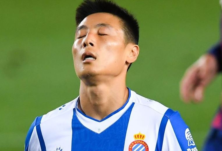 Wu Lei that vong trong ngay Espanyol xuong hang hinh anh