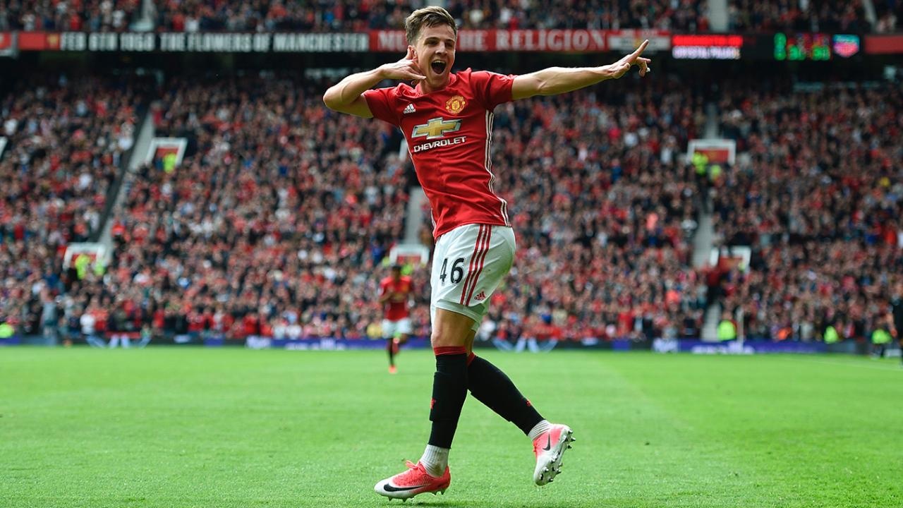 6 cau thu ra mat duoi thoi Mourinho anh 7